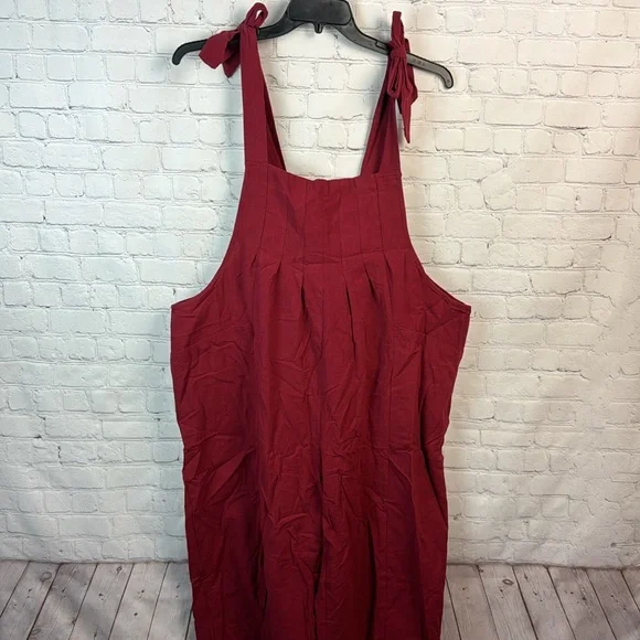 BloomChic Pleated Burgundy Jumpsuit Plus Size 1X - Picture 2 of 8